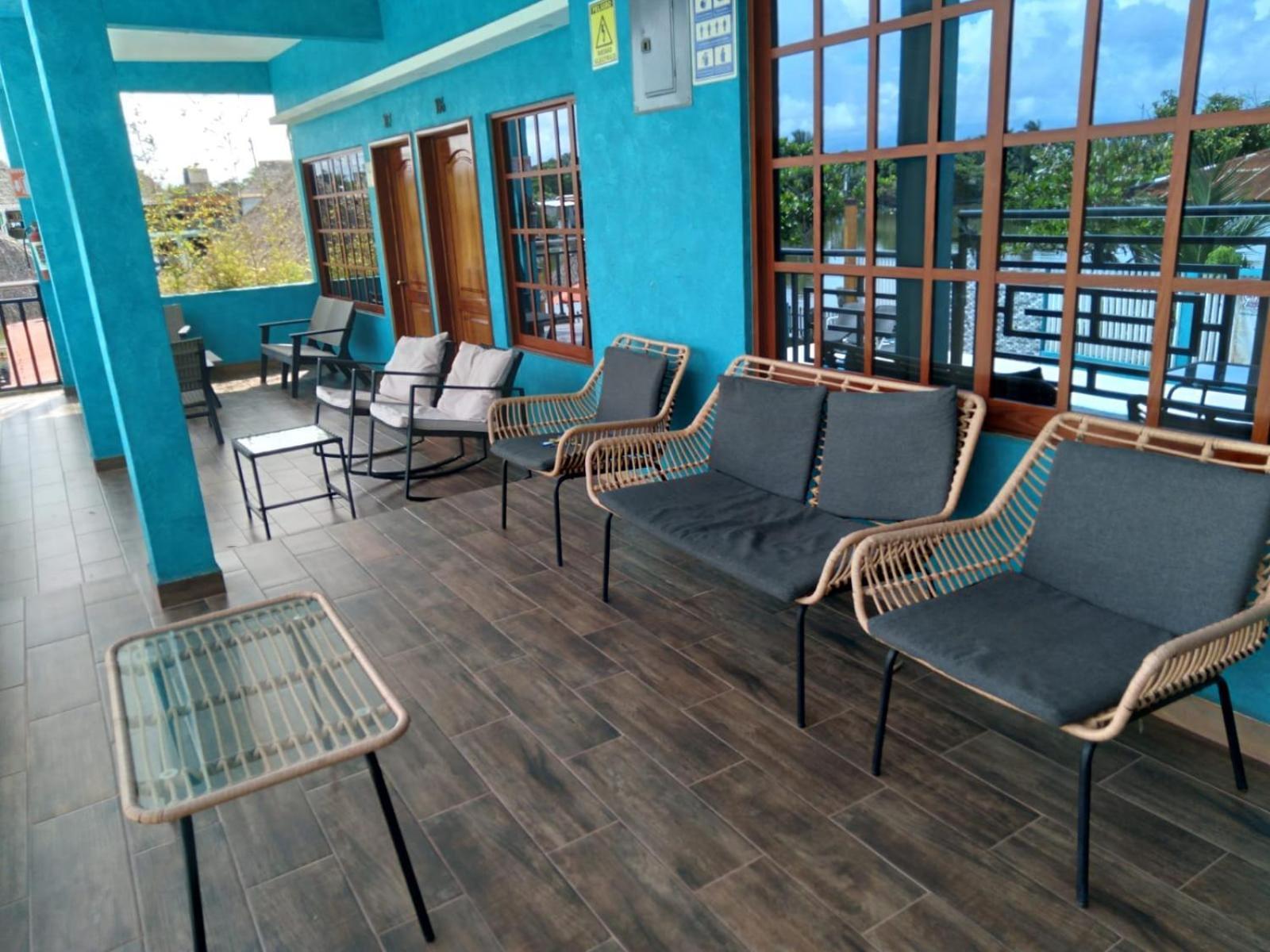 Hotel La Cueva Del Pirata กาสซีตาส ภายนอก รูปภาพ