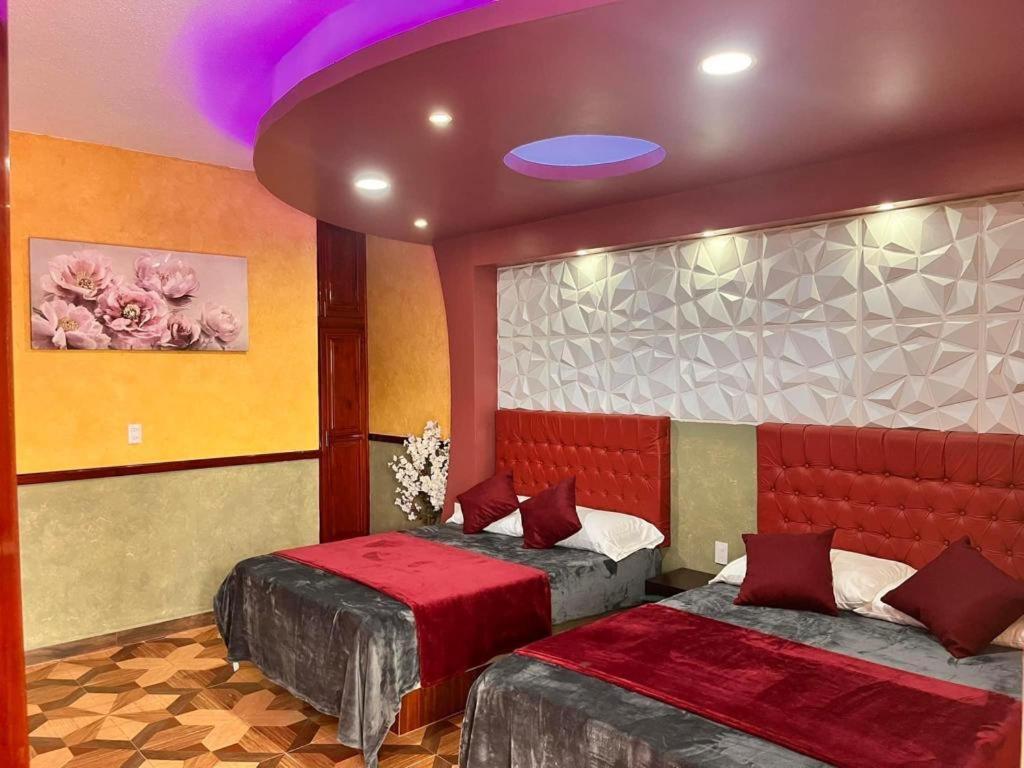 Hotel La Cueva Del Pirata กาสซีตาส ภายนอก รูปภาพ